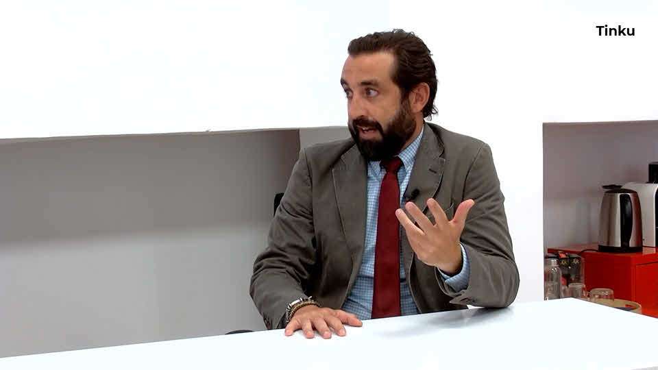 Alvaro de Santos de Desantos Legal