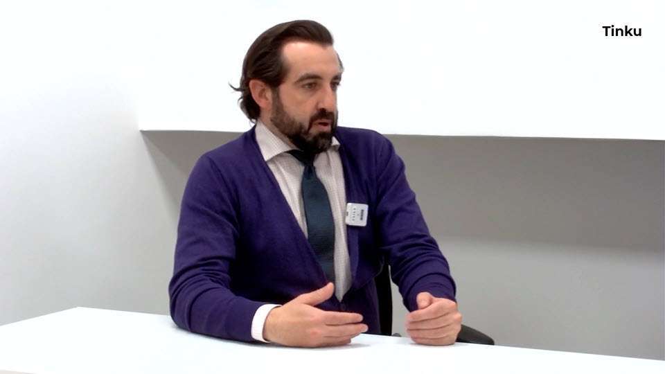 Hoy nos visitas el especialista en marcas y abogado independiente Alvaro de Santos de Desantos Legal, donde compartimos la increíble campaña de Levis Strauss con el Metro de Madrid y la técnica empleada de neuromarketing.