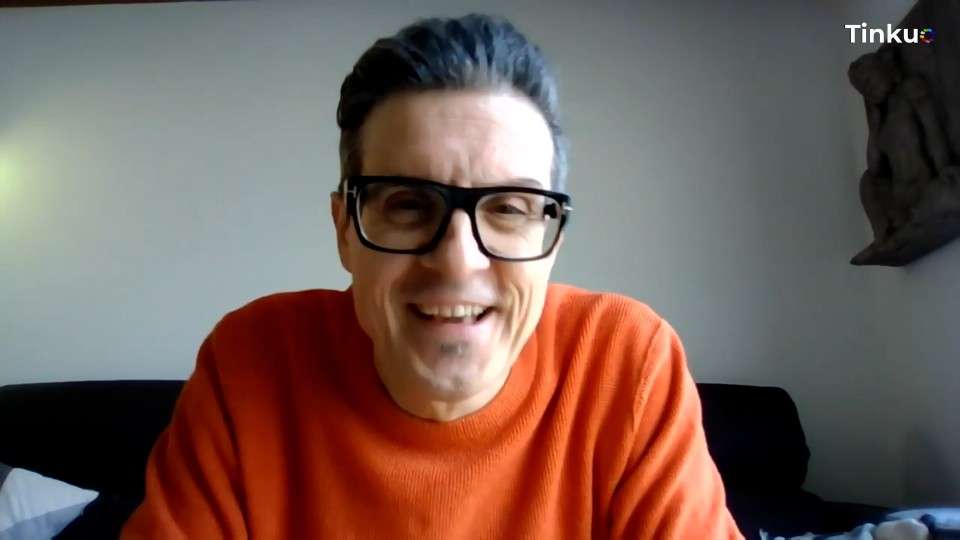Humor y emprendimiento, marca personal artística y resiliencia en la comedia profesional y los eventos corporativos.